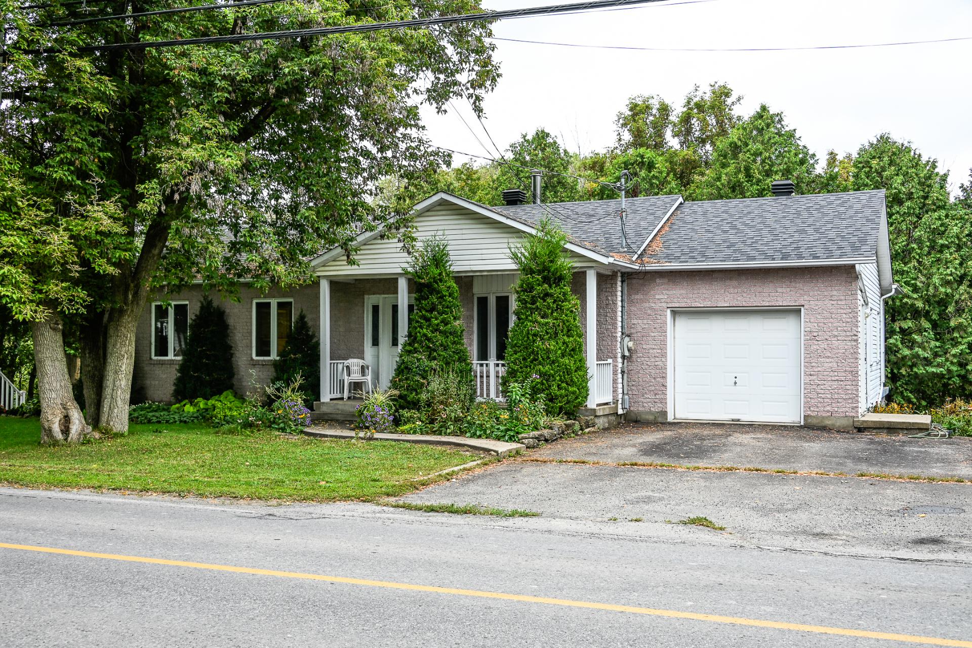 749 Ch. de la Rivière S. — photo 1
