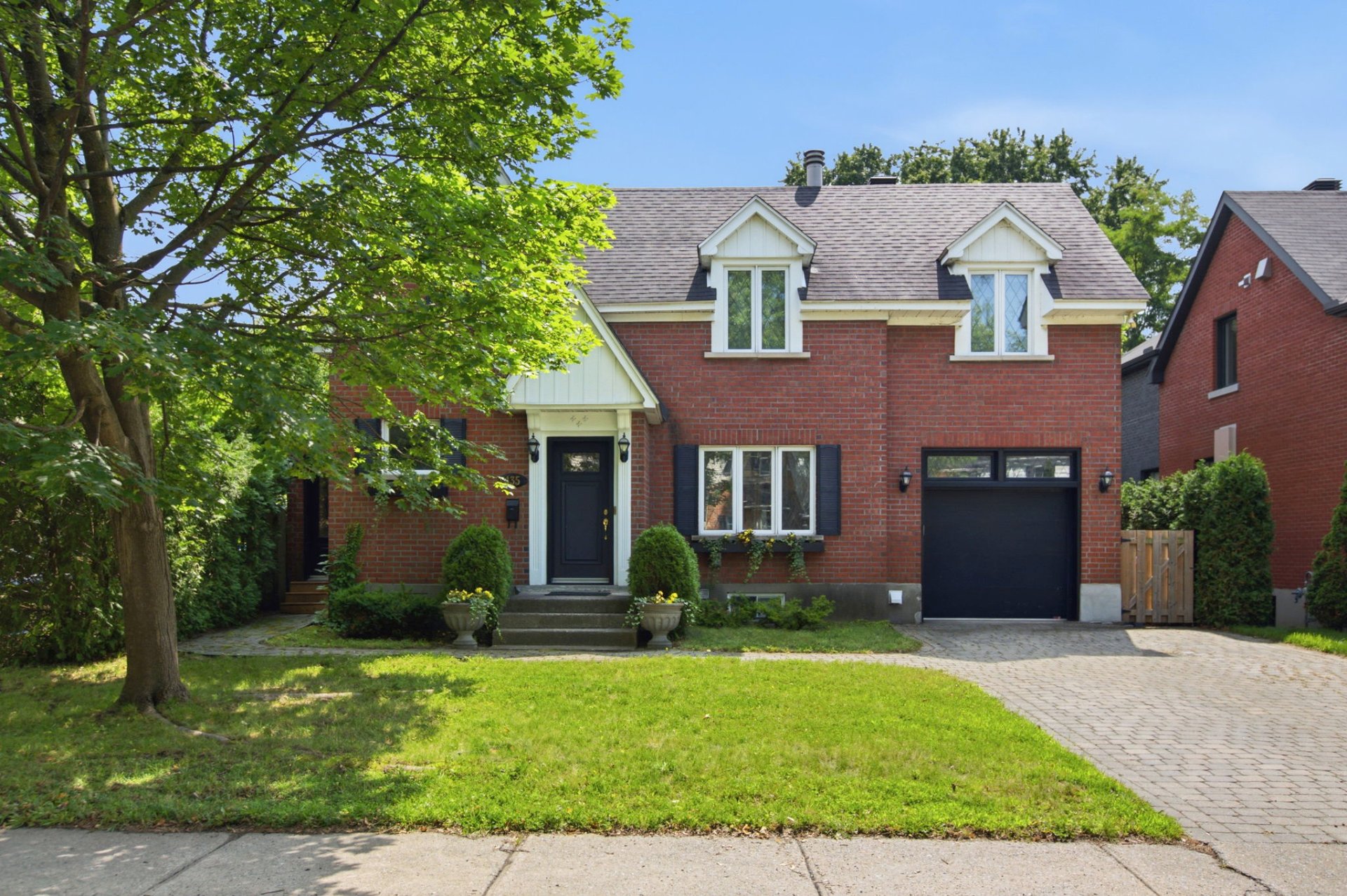 435 Av. Walnut — photo 1