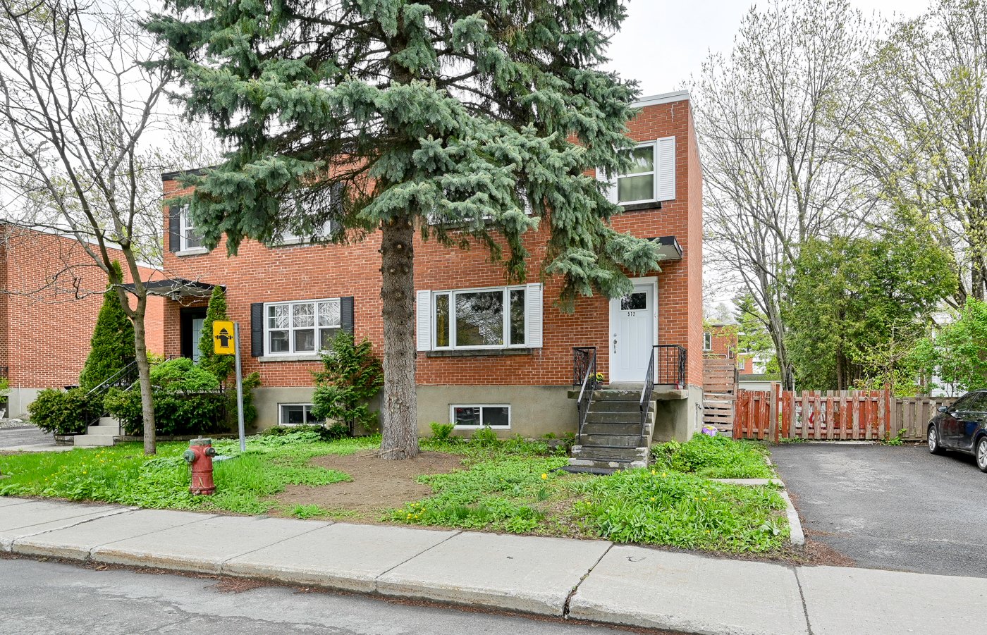 572 Rue Patricia — photo 1