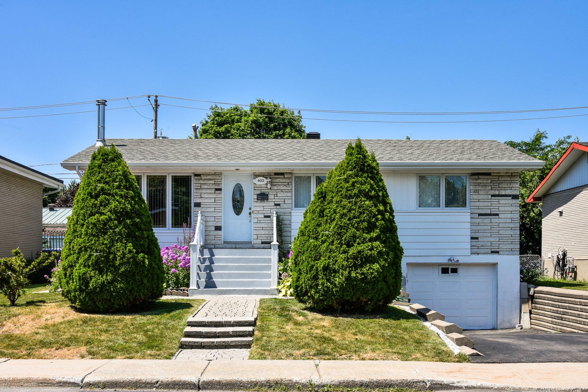 403 Rue Portneuf — photo 1