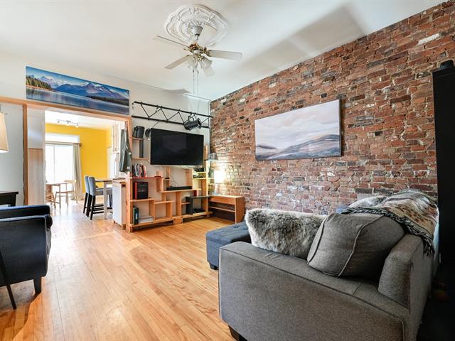 2269 Rue De Champlain — photo 3