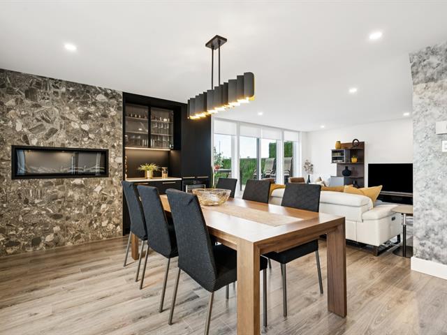 8085 Boul. St-Laurent, app. 702, Brossard