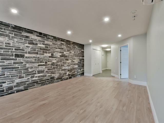 Living room - 9115, Rue Lennon