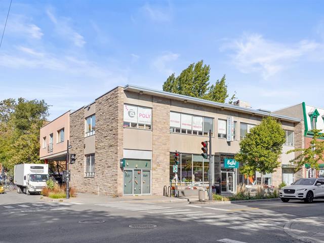 505 Rue Rachel E.