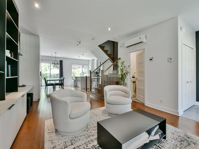 Living room - 83Z, Rue Reid