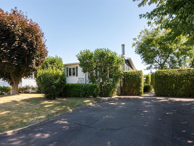 122 Rue Paradis, Saint-Constant
