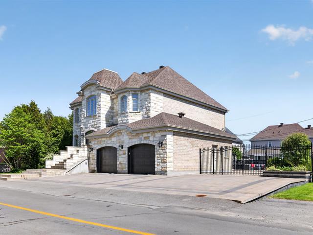 1670 Av. des Lacasse — photo 3