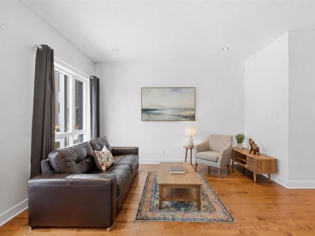 Living room - 81Z, Rue Reid